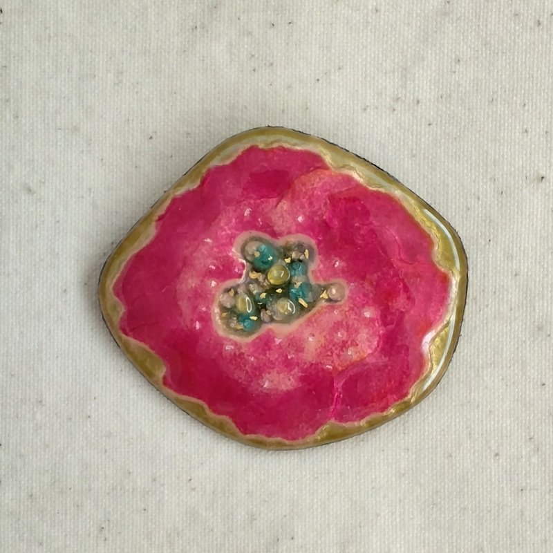 Japanese traditional crafts, cloisonné enamel brooch - เข็มกลัด - วัตถุเคลือบ สึชมพู