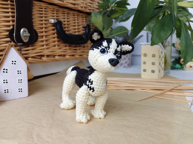 狗 Miniature dog Realistic Husky. plush puppy toy. Dog doll plush toy Husky - 公仔/玩偶 - 棉．麻 黑色
