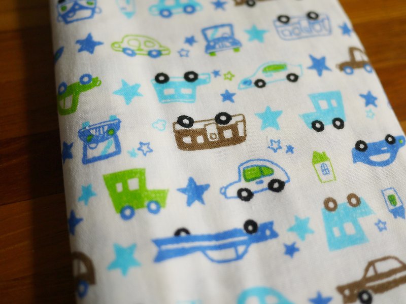 Limited edition = Japanese double yarn handkerchief = where are you going = green (white background) - ผ้าเช็ดหน้า - ผ้าฝ้าย/ผ้าลินิน สีเขียว