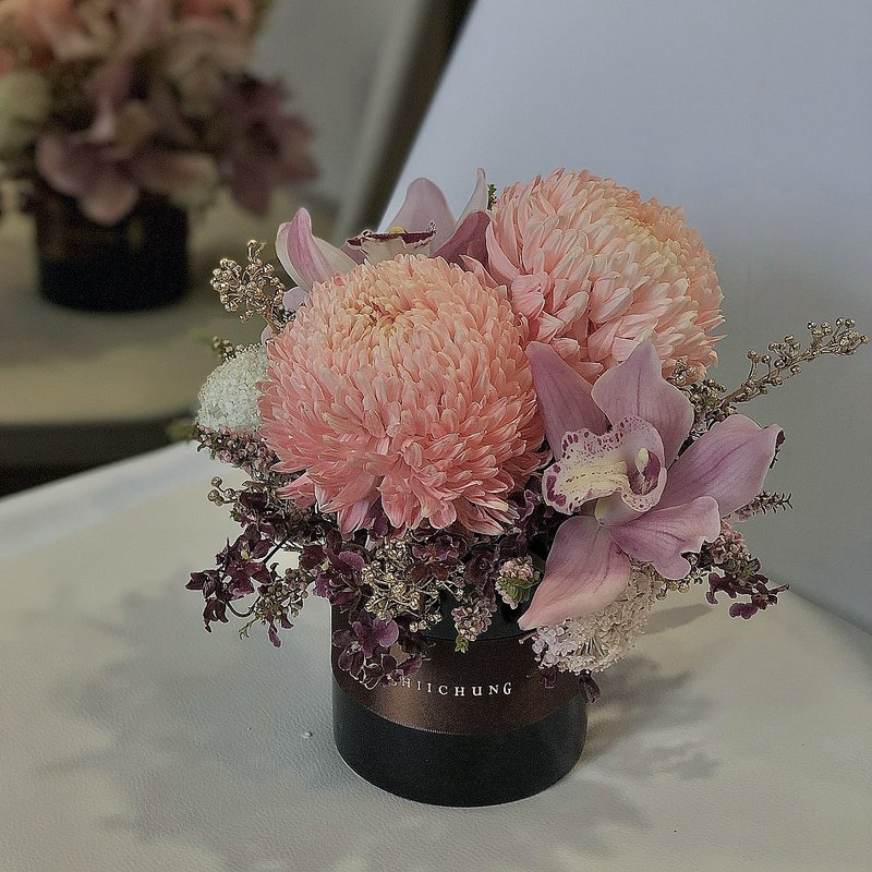 SCgift 牡丹菊節慶小桌花 - 擺飾/家飾品 - 植物．花 