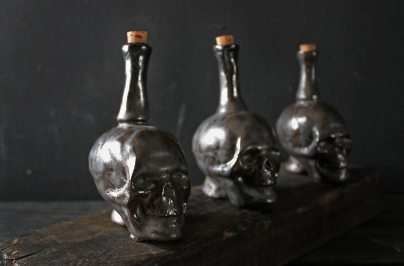 Poison bottle (height 12.5cm, small vase and small wine bottle shipped randomly) - Pottery & Ceramics - Pottery Black