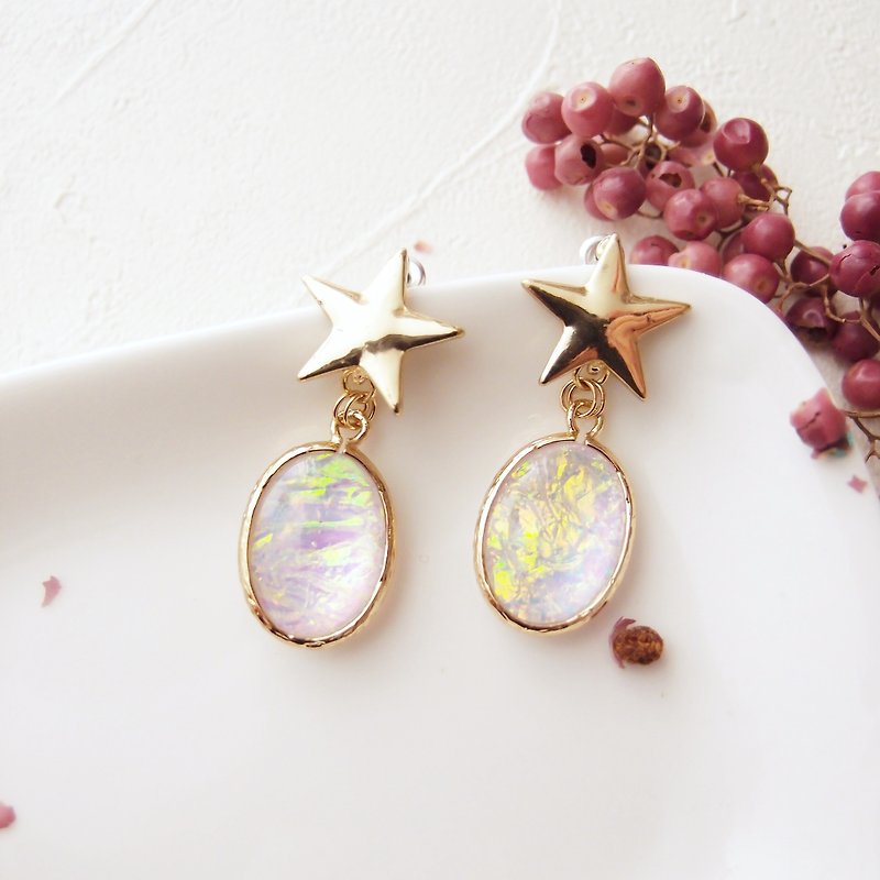 Qinliang-star Clip-On, pin earrings. No ear hole or Stainless Steel needle - Earrings & Clip-ons - Resin Transparent