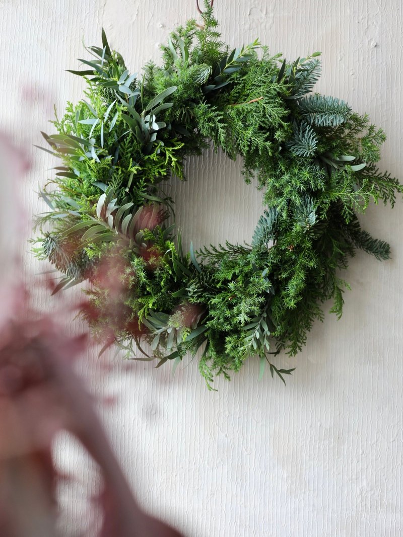 Pure Christmas Wreath-Flowers Can Be Dry - ของวางตกแต่ง - พืช/ดอกไม้ สีเขียว