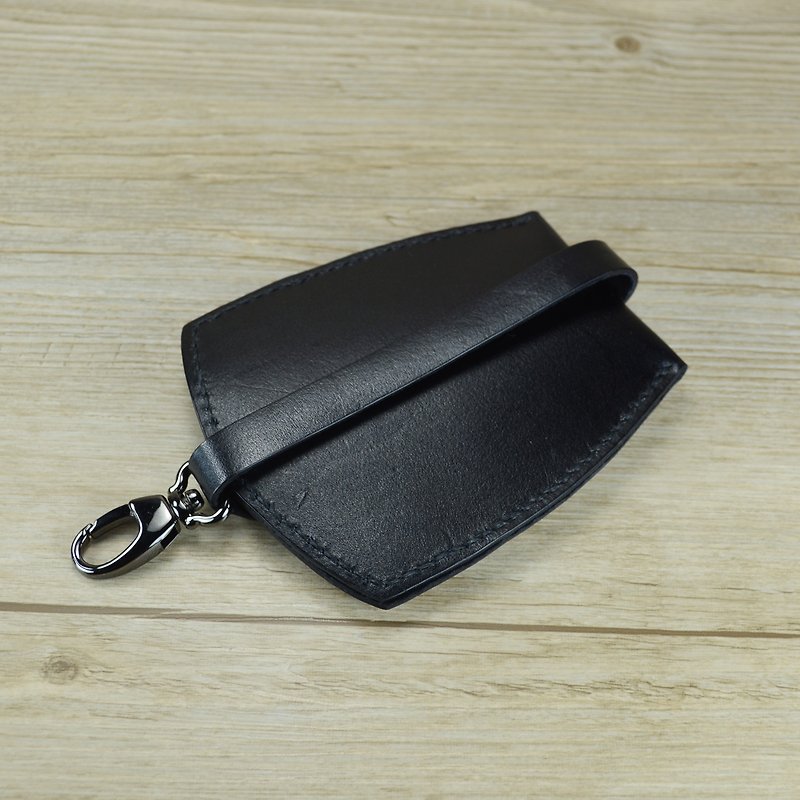 【kuo's artwork】 Hand stitched leather key holder - Keychains - Genuine Leather Black