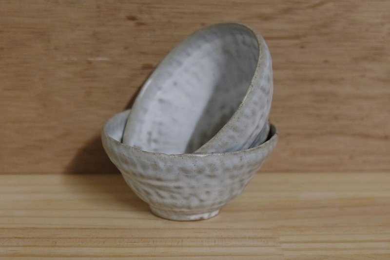 乳白色の手揉み茶碗セット - 茶碗・ボウル - 陶器 