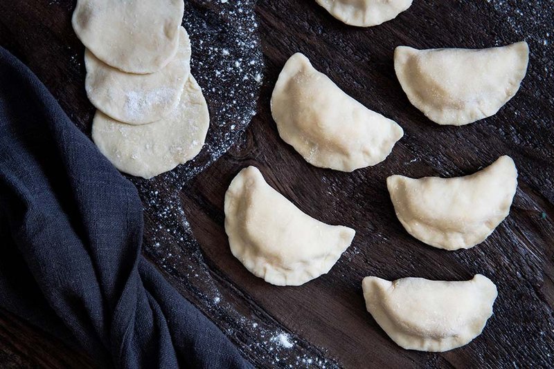 Handmade leek and black pork dumplings (no additives) (20 pieces) - Prepared Foods - Fresh Ingredients White