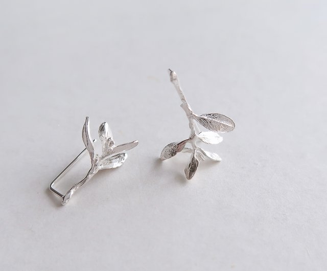 Pair of asymmetrical earrings 925 Small Sterling silver Earrings Leaves