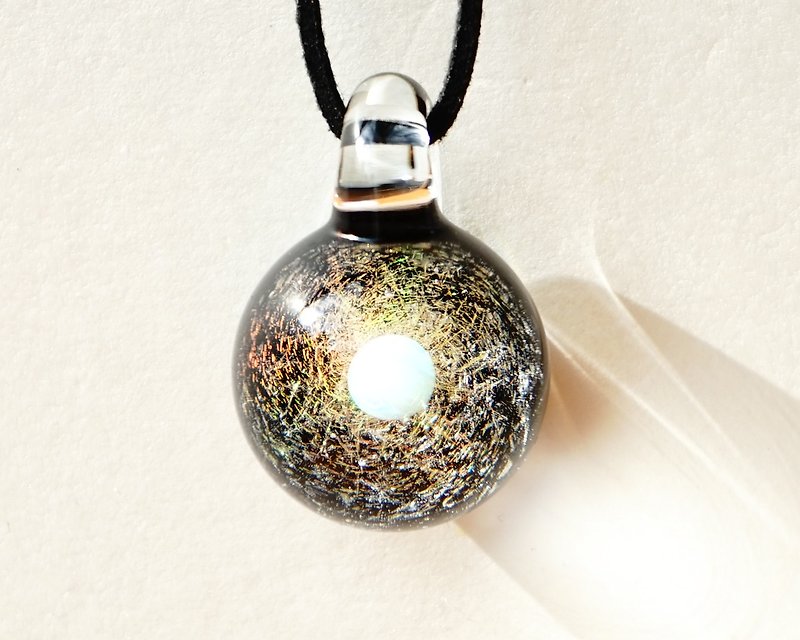 The world of gold glass and the universe. Dialogue glass pendant with white opal in space Universe 【free shipping】 - Necklaces - Glass Gold
