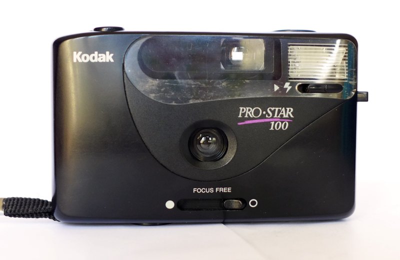 Kodak Pro-Star Prostar 100 point&shoot film camera 35mm with strap - Cameras - Plastic Black