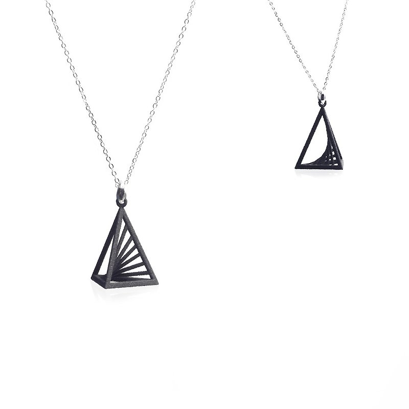 【String Art】3D打印三角幾何三角金字塔吊墜項鏈 - 項鍊 - 其他金屬 黑色