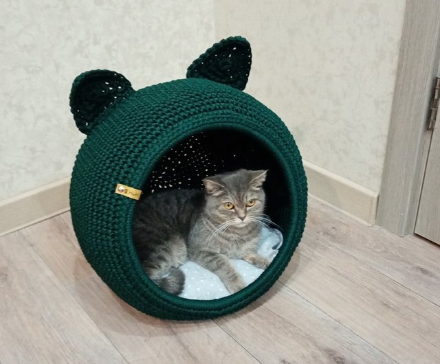 Crochet cat bed clearance cave