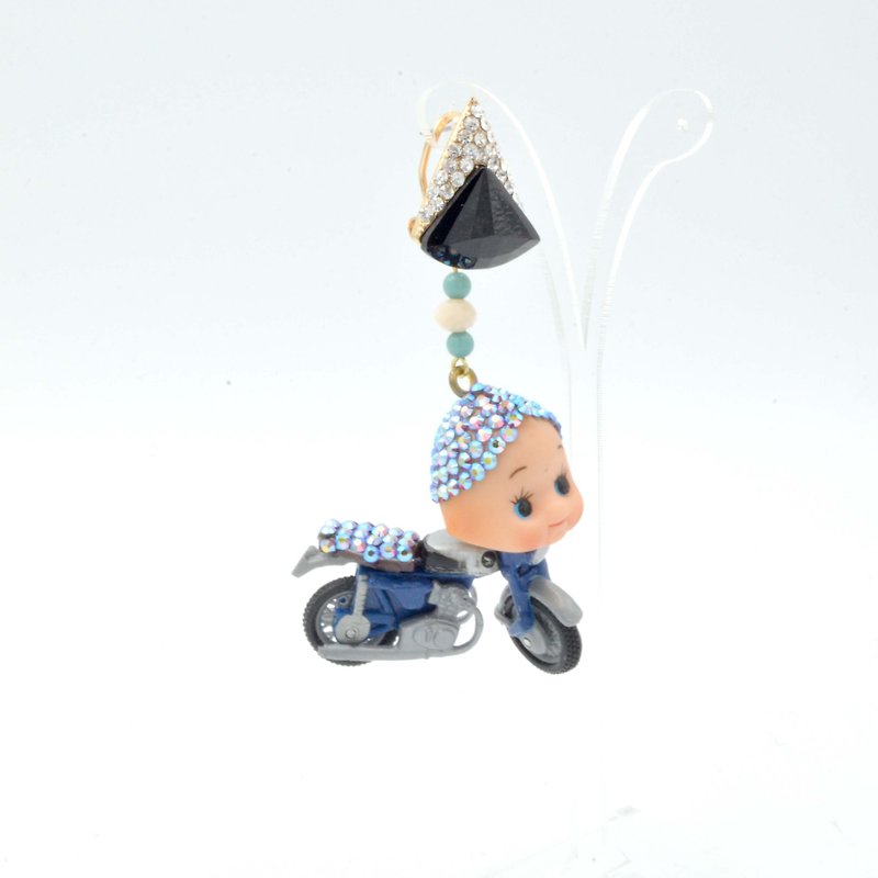 Baby head motorcycle body earrings decorated with Swarovski crystal headpiece wearable artwork - ต่างหู - พลาสติก หลากหลายสี