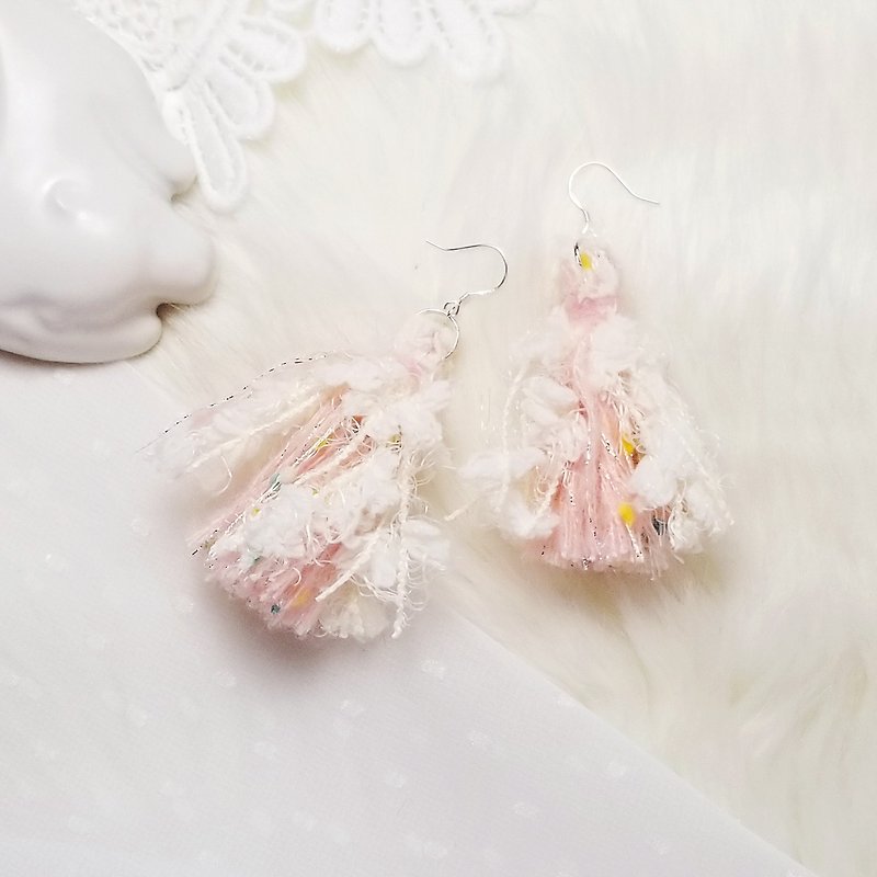 混合毛線流鬚耳環 (粉紅/白毛/彩點) - 耳環/耳夾 - 純銀 粉紅色