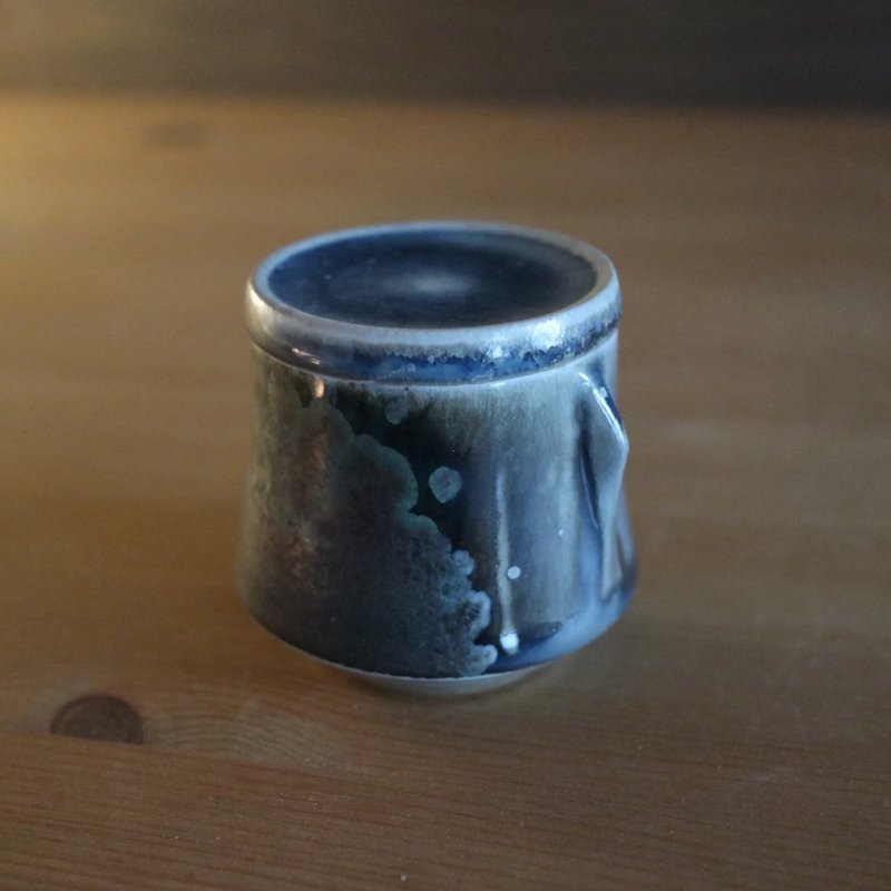 Ice Blue · Frosted Wood-Fired Small Tea Caddy - ถ้วย - เครื่องลายคราม สีน้ำเงิน