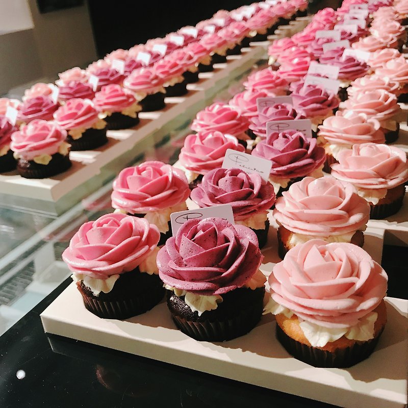 Felicitas Pâtissérie 覆盆子玫瑰花型杯子蛋糕3入裝2組 - 其他 - 新鮮食材 粉紅色