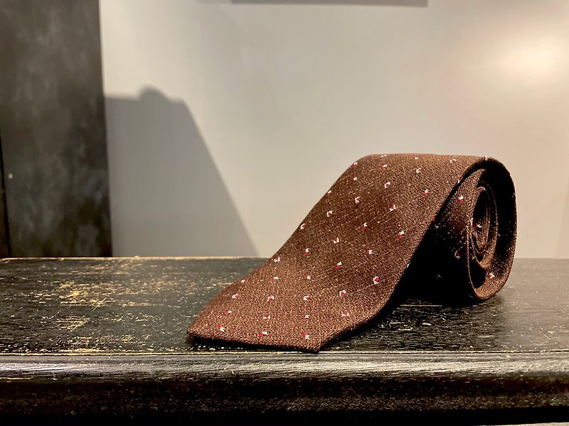 【Gentleman's Vibe】Brown Embroidery Patterned Silk Tie - Ties & Tie Clips - Silk Brown