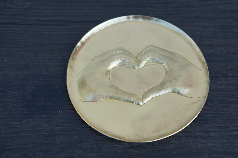 【溪山】浮雕結婚戒指盤玄關門收納盤圖案黃銅豆皿 小碟-可客製 - 裝飾/擺設  - 銅/黃銅 