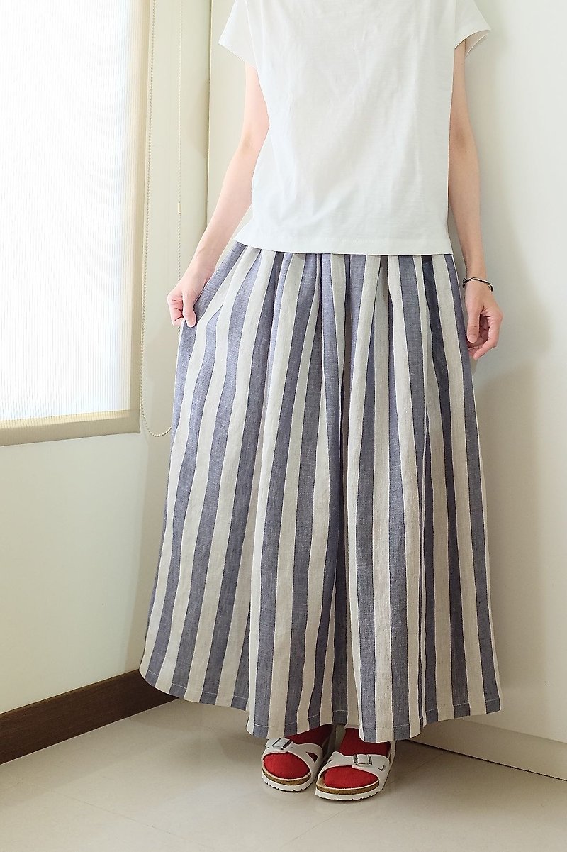 Daily Handmade Suit Retro Blue Thick Stripe Wrinkled Long Dress Linen - กระโปรง - ผ้าฝ้าย/ผ้าลินิน สีน้ำเงิน