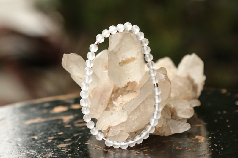 【Series of Bracele】4.3mm White agate beads bracelet with silver - Bracelets - Gemstone Multicolor