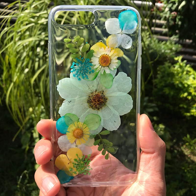 iPhone 7 Plus ケース 本物のお花使用 スマホ 青 押し花 005 - スマホケース - 寄せ植え・花 多色