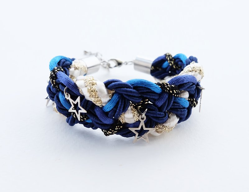 Navy blue braided bracelet with silver stars - 手鍊/手環 - 其他材質 藍色