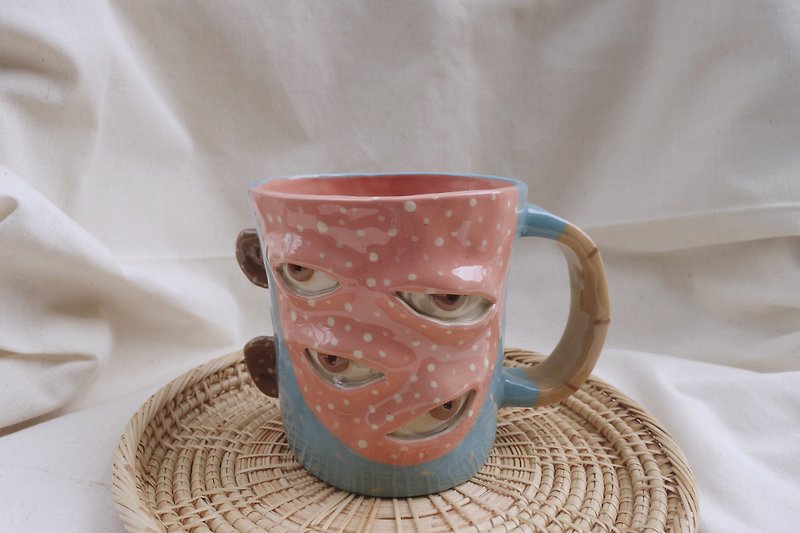 Handmade ceramic mug  with 4eye in 2 tone : )