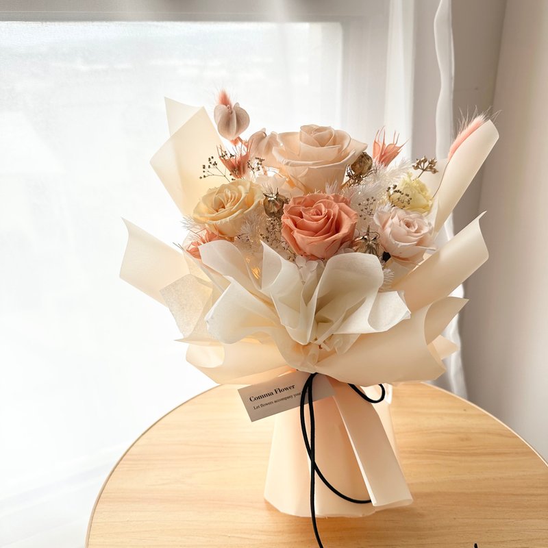 Peach and Orange Rose Bouquet Everlasting Bouquet Valentine's Day Bouquet - ช่อดอกไม้แห้ง - พืช/ดอกไม้ หลากหลายสี