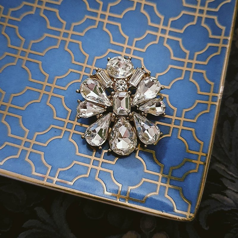 Vintage Brooch | Vintage Ornate Imitation Diamonds | CBC053 - เข็มกลัด - วัสดุอื่นๆ สีเงิน