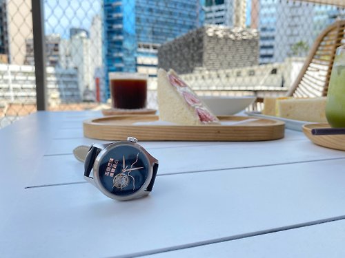 Watchmake HK 獅子山金屬浮雕錶盤/日本製機械錶/鏤空機芯/50米防水/自動上鏈