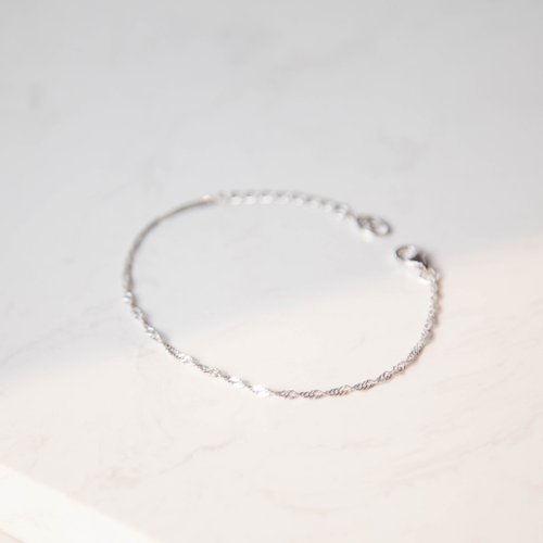 Isha Jewelry 純銀輕珠寶 【初夏飾品推薦】925純銀手鍊 水波紋鍊款 | 百搭甜美。閨密手鍊