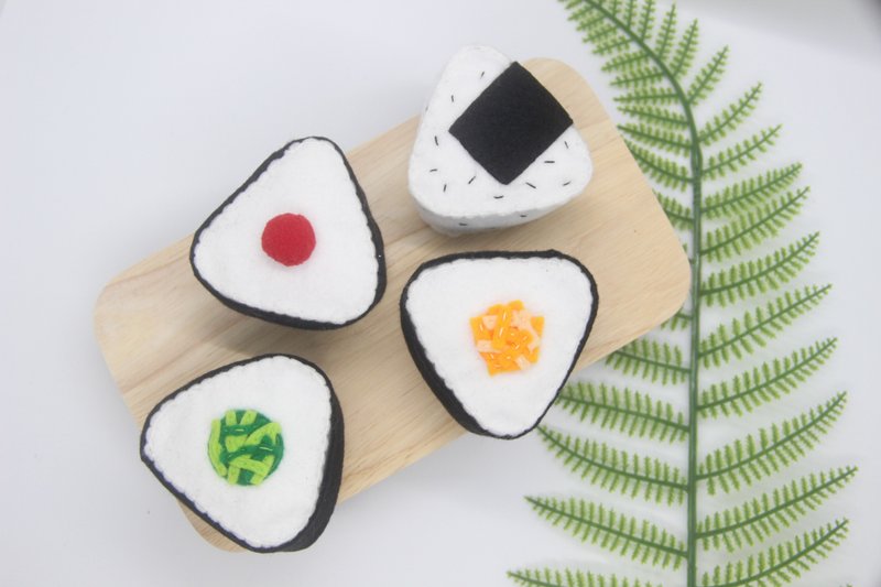 Set of 4 Felt Japanese Onigiri Rice Sushi Ball Catnip Cat Toys - Pet Toys - Other Materials 