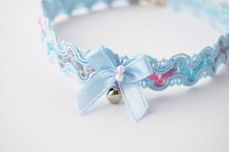 Pretty bow lace choker - สร้อยคอ - วัสดุอื่นๆ สีน้ำเงิน