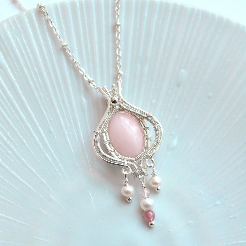 【Swaying Spring】-Metal Thread Braiding-Pink Opal Necklace - สร้อยคอ - โลหะ สึชมพู