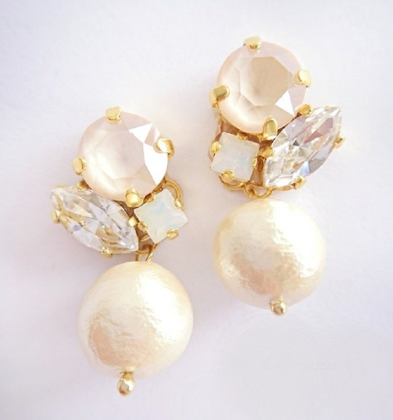 Swarovski & Pearl Clip-On, Earrings (Vanilla) - Earrings & Clip-ons - Crystal Gold