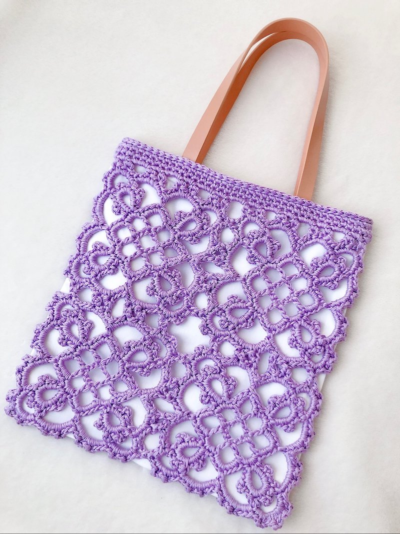 [Adult Lavender] Elegant Square Bag with Openwork Pattern Genuine Leather Handle Handbag - กระเป๋าถือ - ผ้าฝ้าย/ผ้าลินิน สีม่วง