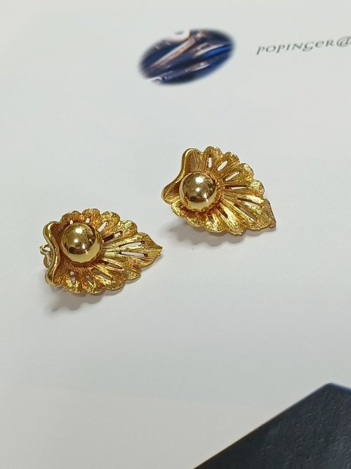 老時光製造所 vintage jewelry 金色含珠葉形夾式耳環