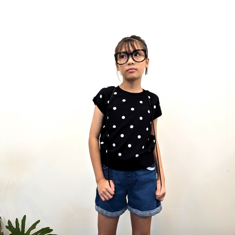 TiDi×ViF Big girls black and white short-sleeved knitted top/short top in two sizes - เสื้อยืด - ผ้าฝ้าย/ผ้าลินิน สีดำ