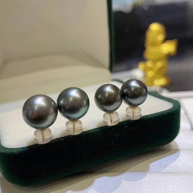 【WhiteKuo】18k Natural Seawater Tahitian Black Pearl Earrings - Earrings & Clip-ons - Pearl Black