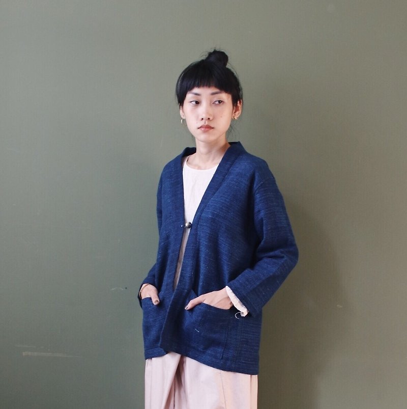 OMAKE Remake natural dyed silver beads buckle hand-woven kimono jacket blue dye - เสื้อแจ็คเก็ต - ผ้าฝ้าย/ผ้าลินิน สีน้ำเงิน