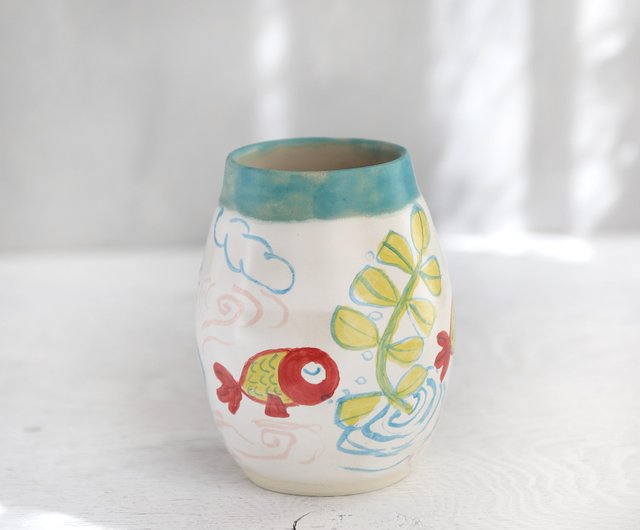 水草と赤い金魚絵の花器 - Shop harunobukohboh Pottery & Ceramics