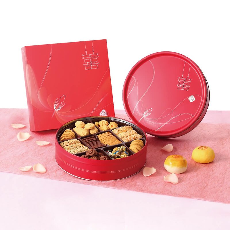 Kee Wah Bakery-Golden Luan Gift Box - Handmade Cookies - Other Materials Red