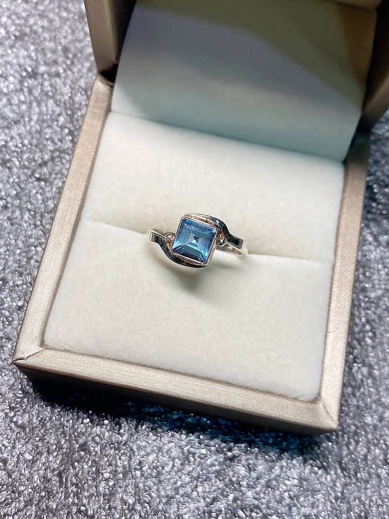 Stone Gemstone minimalist design Nepal handmade Sterling Silver Ring - General Rings - Gemstone Blue