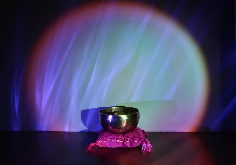 Made in India Handmade Medium 15cm Gold Singing Bowl Yoga Meditation Home Decoration Collection - ของวางตกแต่ง - เครื่องประดับ สีทอง