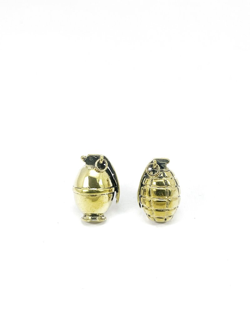 Grenade Earpierce Avalable in 2 Colourways - 耳環/耳夾/耳骨夾 - 其他金屬 