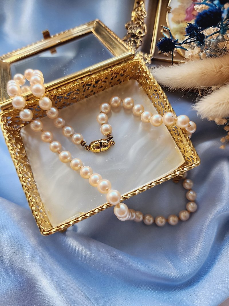 American Western Antique Jewelry / MONET Monet Gold Buckle Pink Round Pearl Necklace / Necklace - สร้อยติดคอ - วัสดุอื่นๆ 