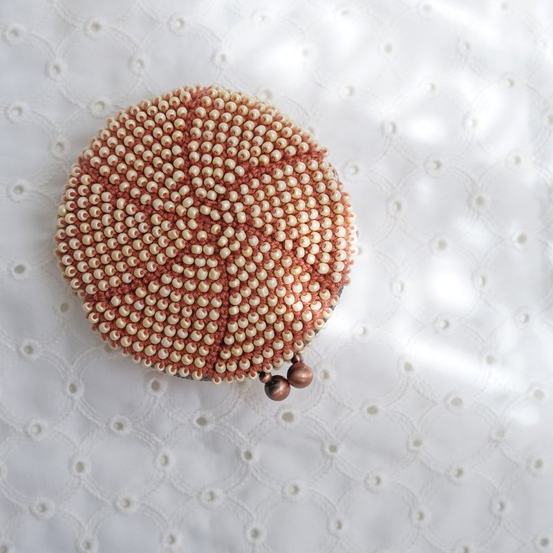 Ba-ba (m) Beads crochet round coin purse No.2169 - 零錢包/小錢包 - 其他材質 咖啡色