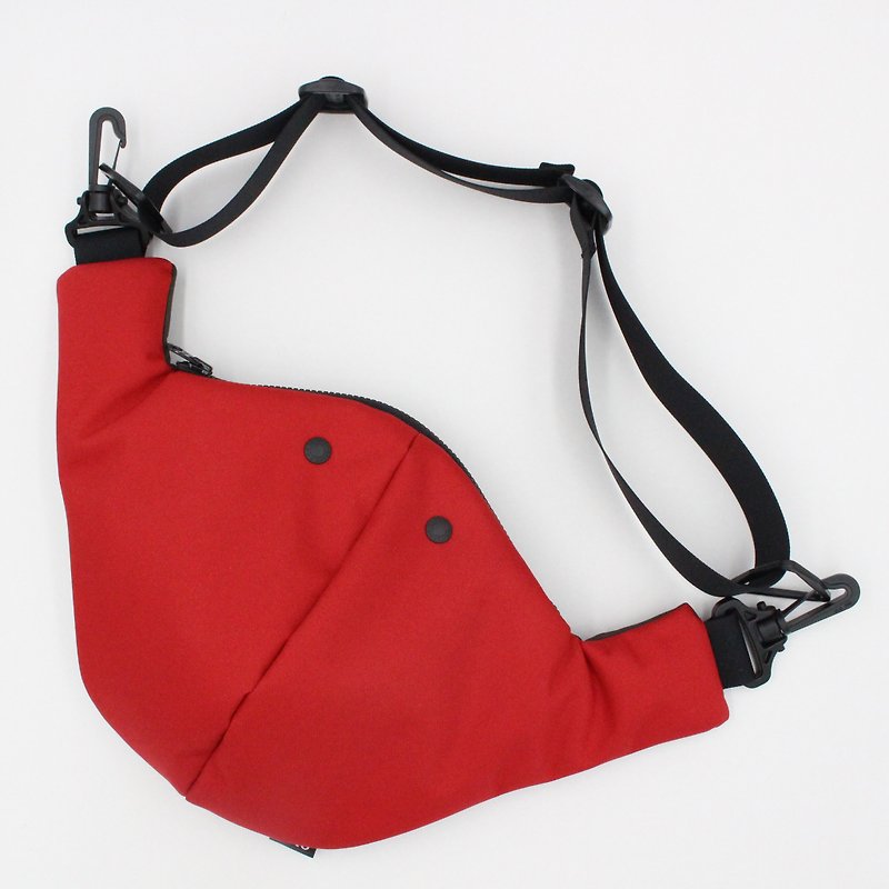 seto / creature bag / Middle / Chu-sagari / Red Charcoal-gray - Messenger Bags & Sling Bags - Polyester Red