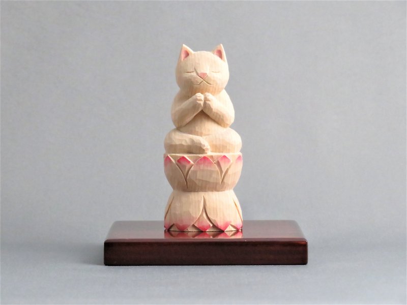 木彫り　合掌猫　淡彩色　猫仏さま001221 - 人形・フィギュア - 紙 ホワイト