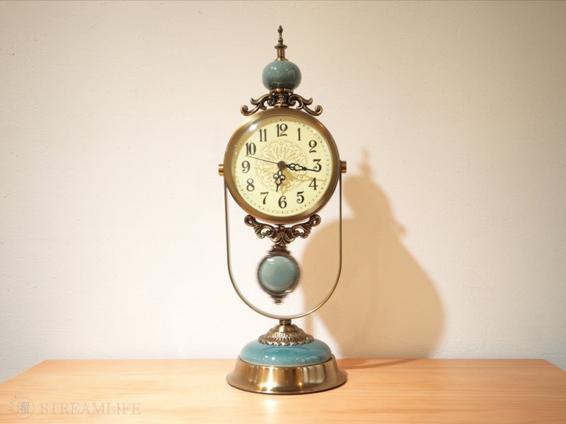 Retro silent pendulum clock - Clocks - Acrylic 