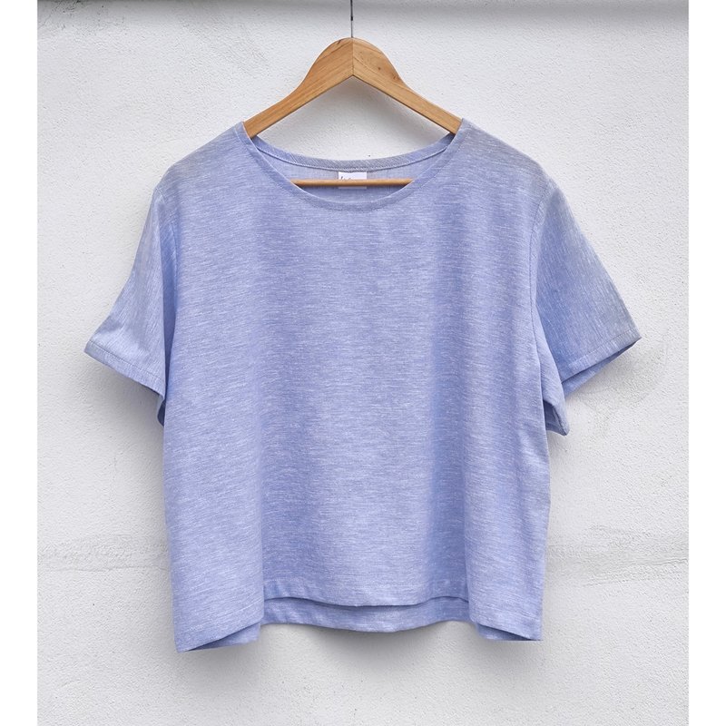 Cotton | Sky Blue Crew Neck T-Shirt - 女上衣/長袖上衣 - 棉．麻 藍色